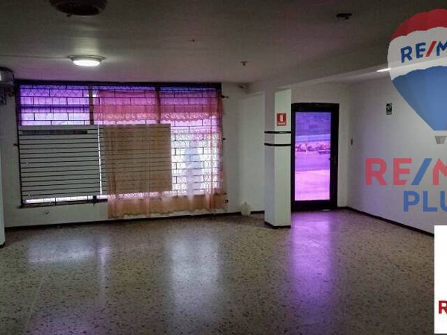 #277104 - Salón Comercial para Alquiler en Maracaibo - V - 3