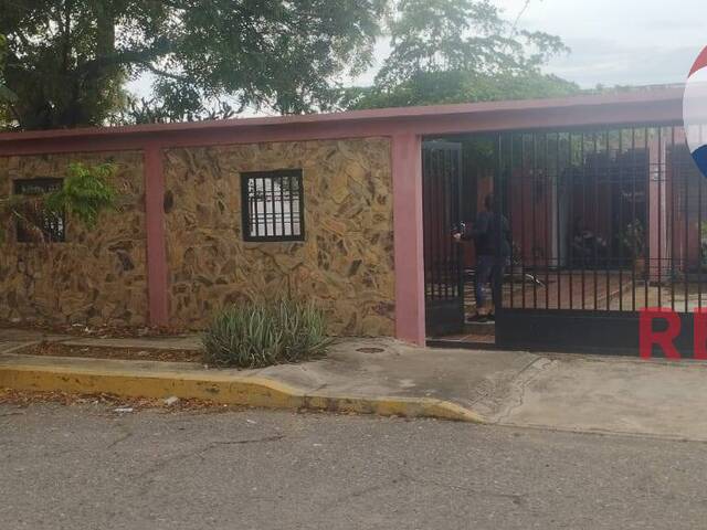 Venta en Urb La Rosaleda - Maracaibo