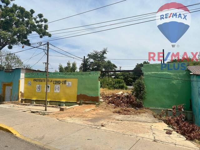 #358 - Terreno para Venta en Maracaibo - V