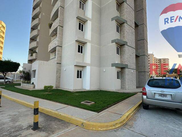 Venta en Av. El Milagro - Maracaibo