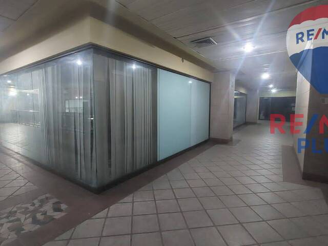 #411 - Punto Comercial para Venta en Maracaibo - V - 2