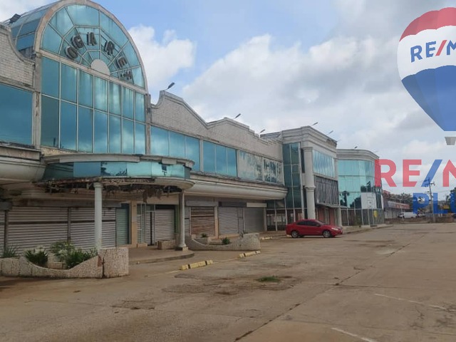 #414 - Conjunto Comercial para Venta en Maracaibo - V - 1