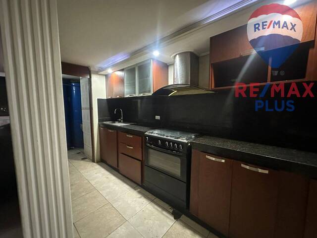 Venta en Av Padilla - Maracaibo