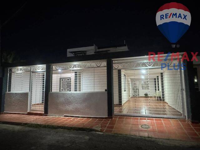 #449 - Casa para Venta en Maracaibo - V - 2